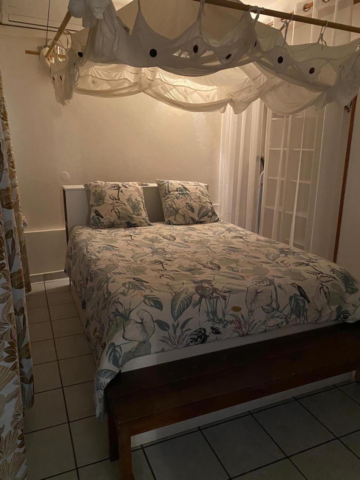 Habitation Santos 6 Personnes Terre De Haut Les Saintes Экстерьер фото